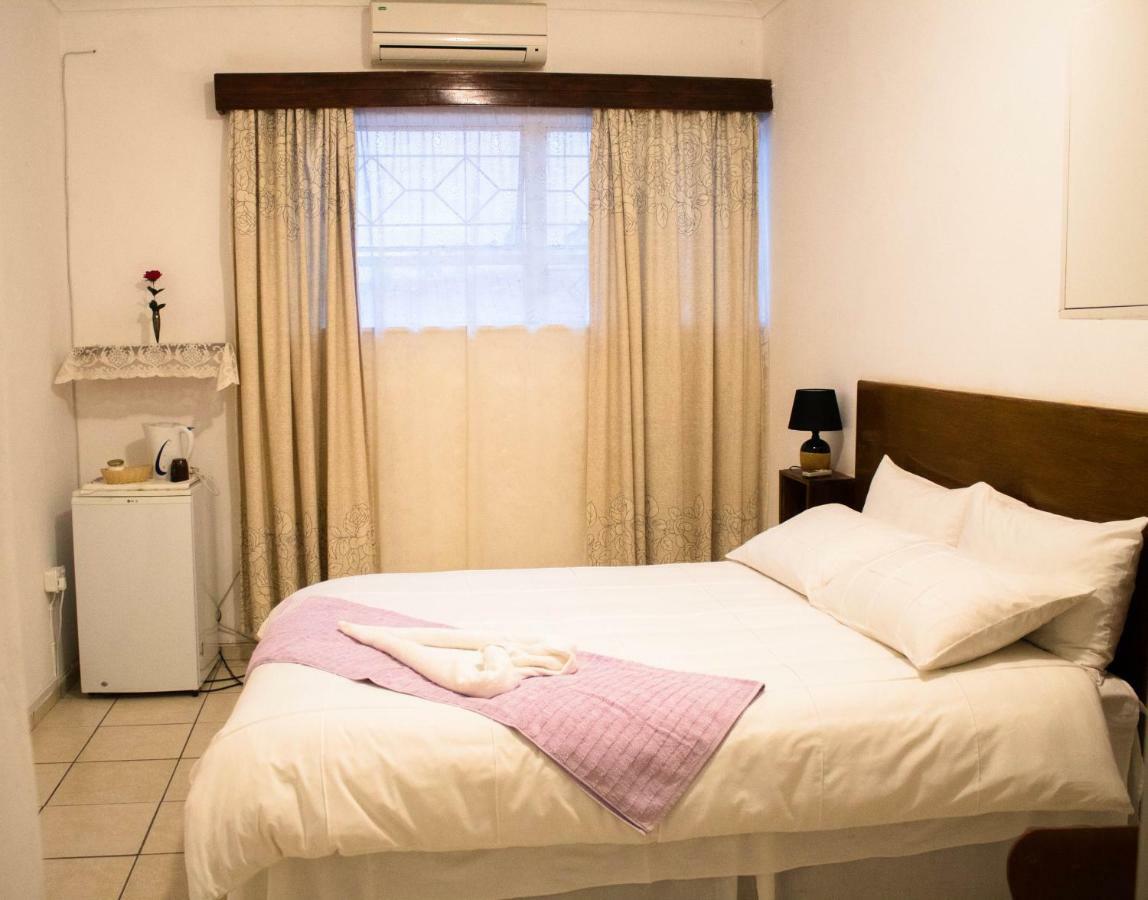 Yoieli Guest House Windhoek Exterior foto